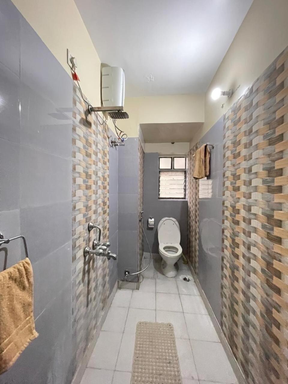 Nestled Nook * Kolkata